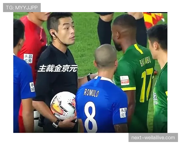 故意救险判罚:防守队员如何界定犯规与合理防守?